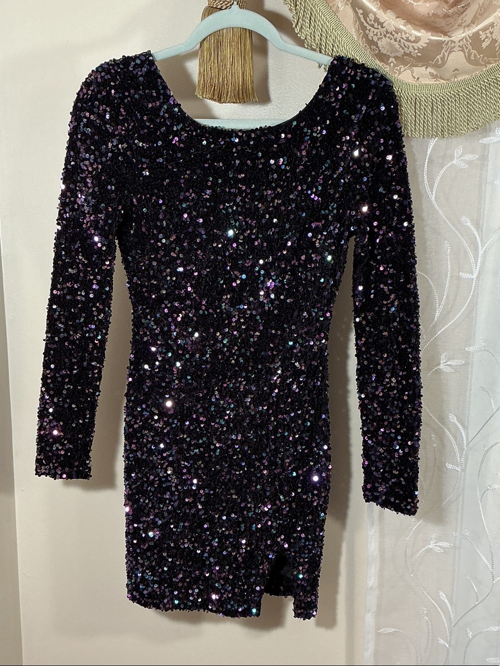 NWT Crystal Sky Black Iridescent Sequin Long Sleeve Bodycon Mini Party Dress S